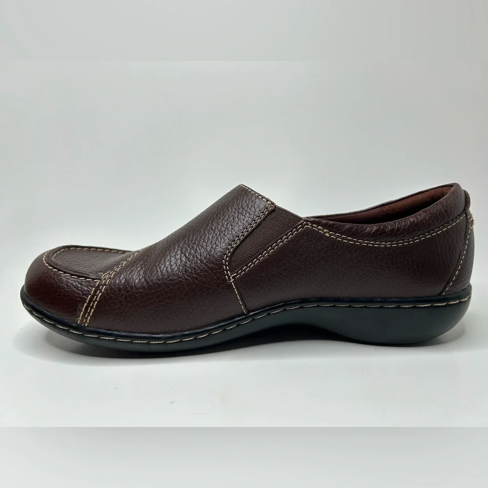 Clark’s Ashland Lane Q Brown Leather Slip On Loafer Size 8.5 M